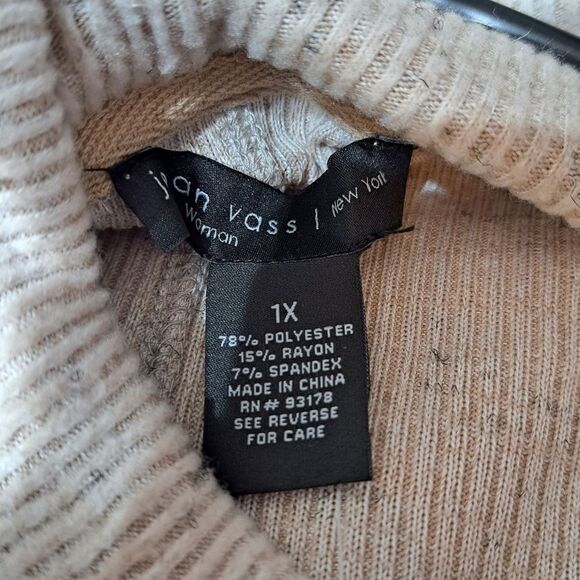 NWT Joan Vass NY Long Sleeve Turtleneck - Picture 10 of 10